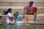 lavare i panni al ghat